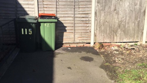 Documented issue raised about waste removal handling